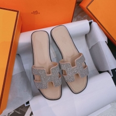 Hermes Slippers